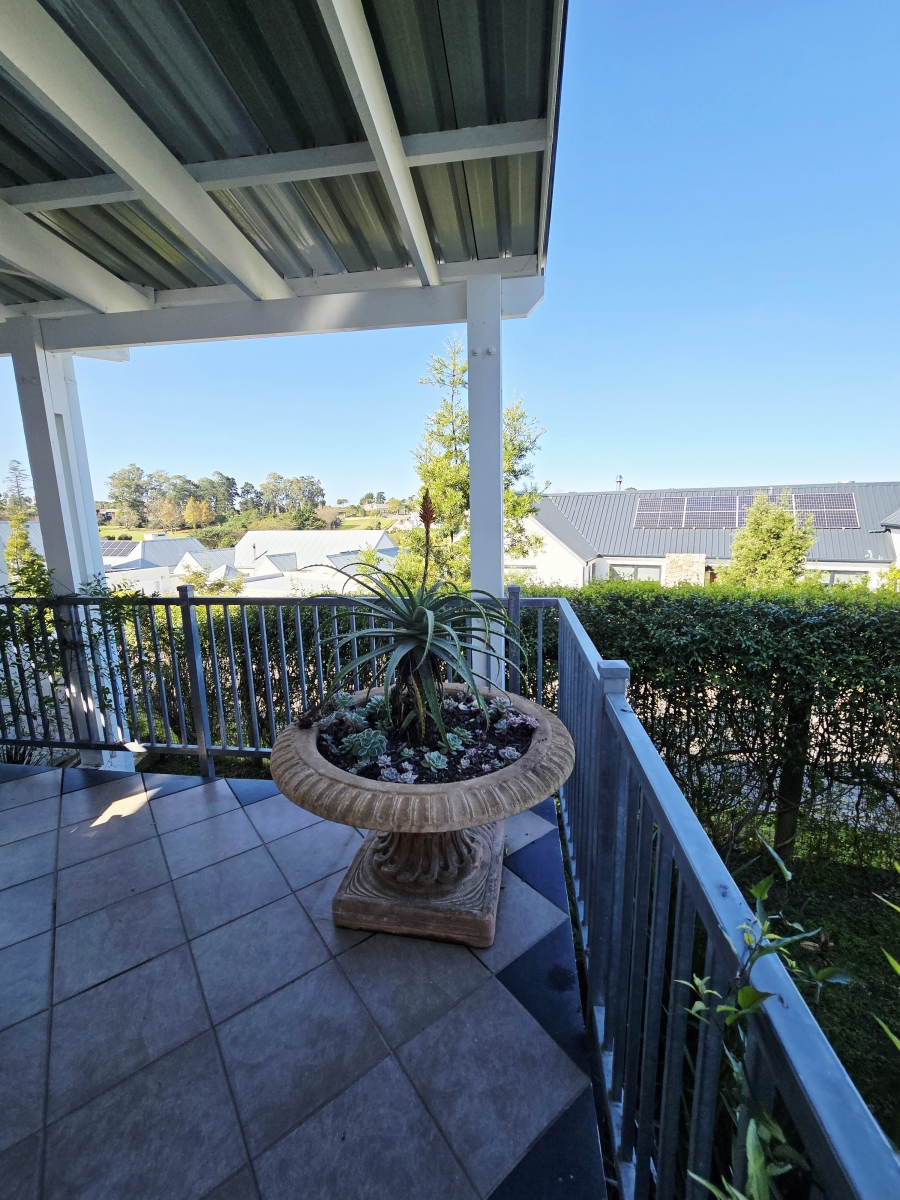 2 Bedroom Property for Sale in Kingswood Golf Estate Western Cape